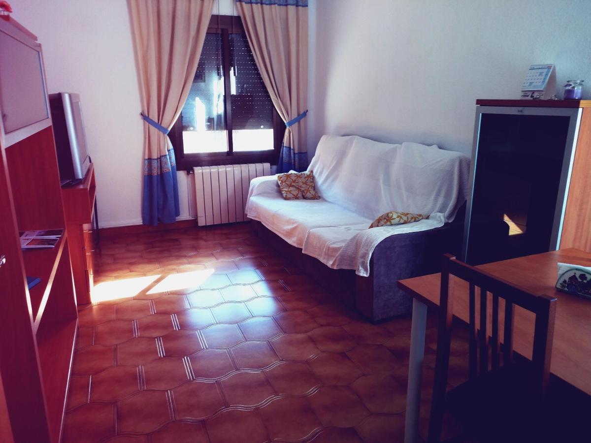 Apartamento 3 Habitaciones En El Centro De Teruel Esterno foto